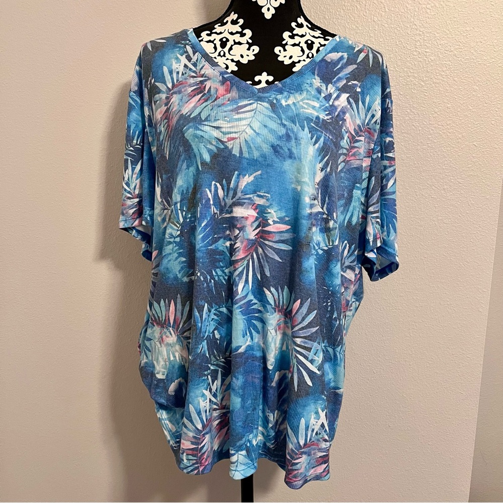 Reel Legends Women’s V-Neck Ribbed Plus Size Palm Leaves Tropical T-Shirt 2X